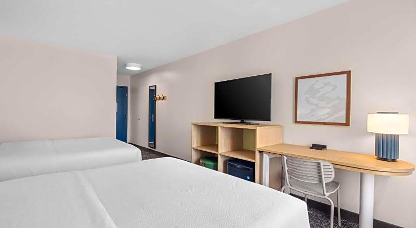 Spark by Hilton Fredericksburg Southpoint