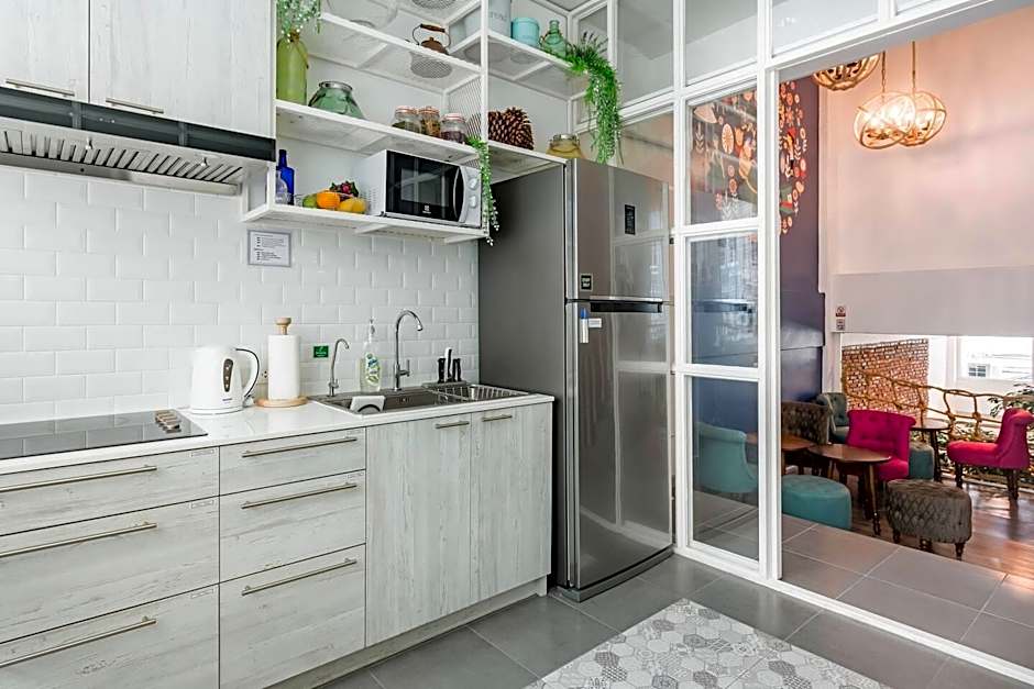 Hide and Seek Boutique Hometel