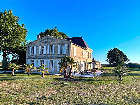 Château de Neyran chambre d'hôtes & Spa