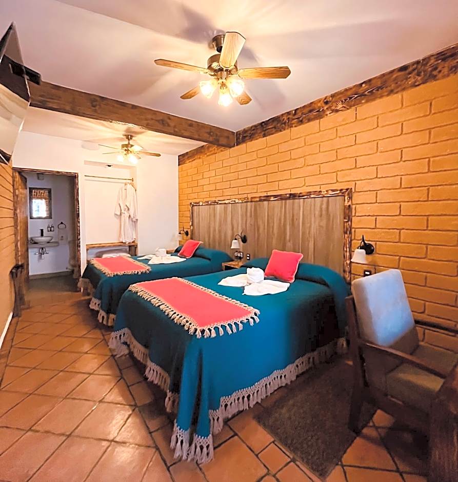 Hotel El Aguila, Villa del Carbón