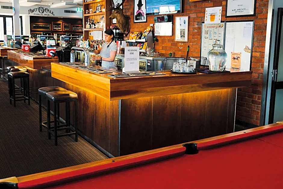 Coolangatta Sands Hotel