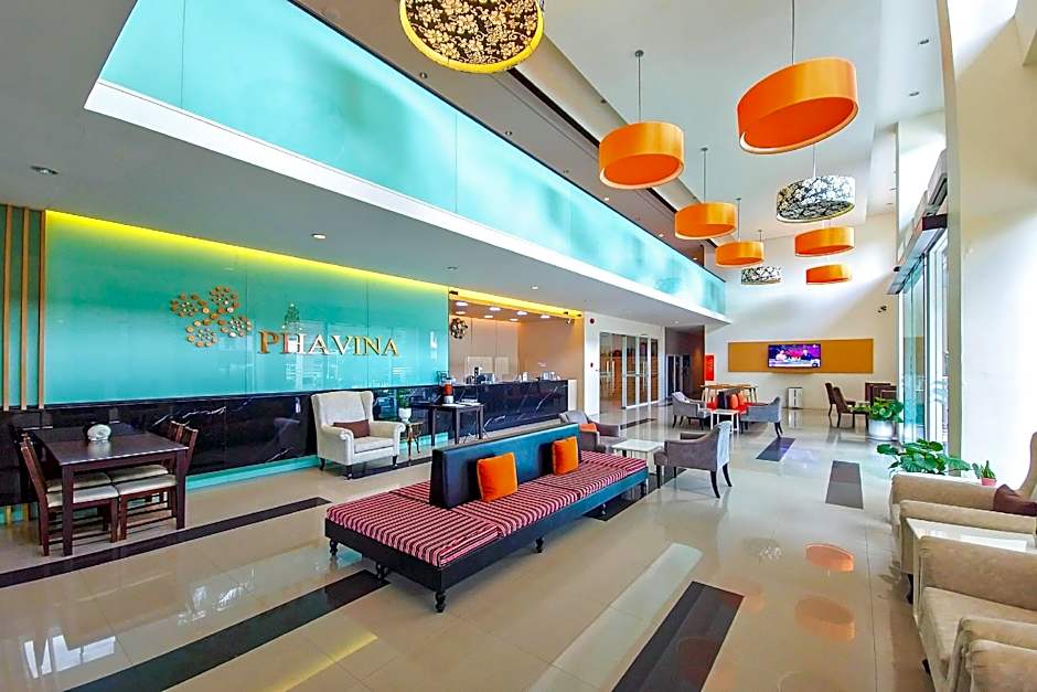 Phavina Grand Boutique