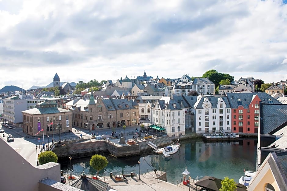 First Hotel Atlantica