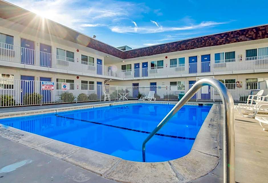 Motel 6-Moses Lake, WA