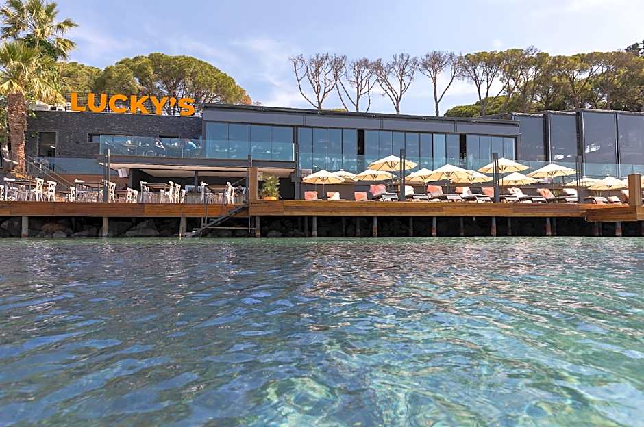 Unique Life Style Hotel