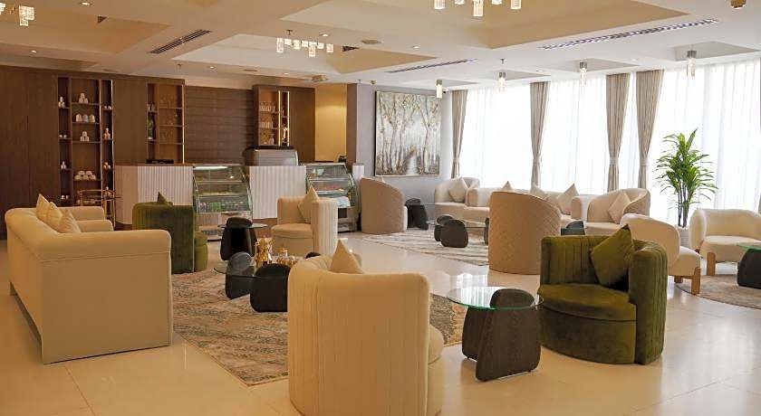 Royal Grand Suite Hotel