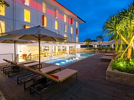 Harris Hotel And Conventions Denpasar Bali