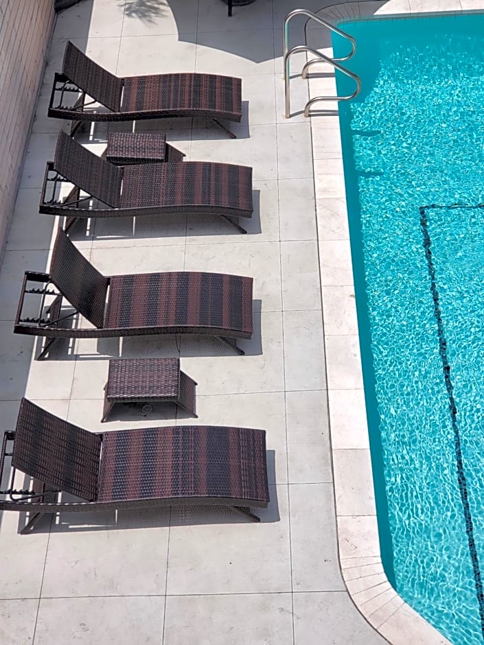 Dusk Hotel Hollywood