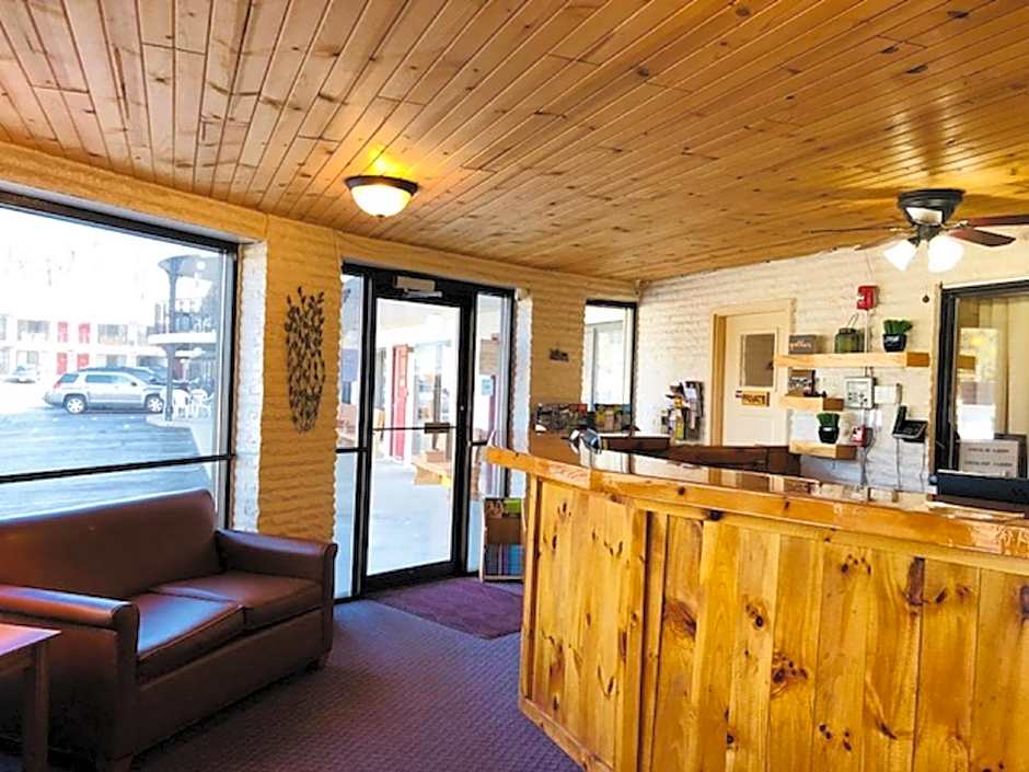 Amber's Inn and Suites