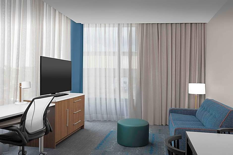 Home2 Suites by Hilton Falls Church