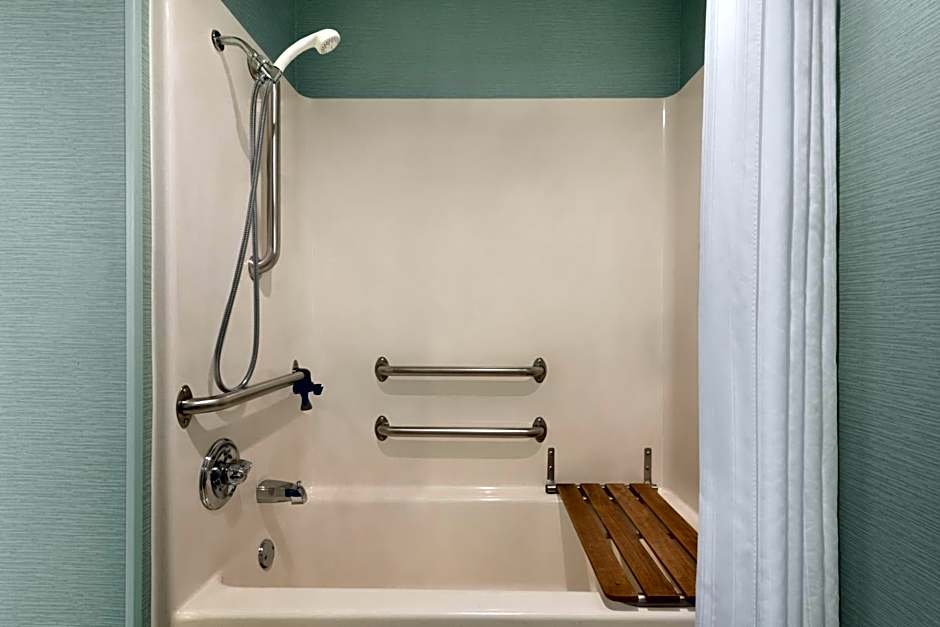 MainStay Suites