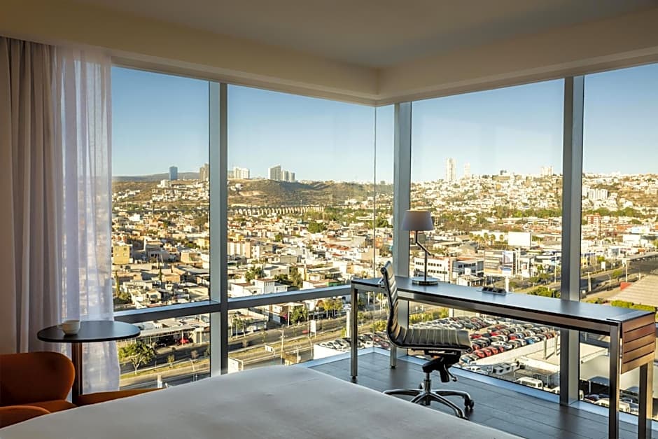 Fiesta Inn Express Queretaro Constituyentes