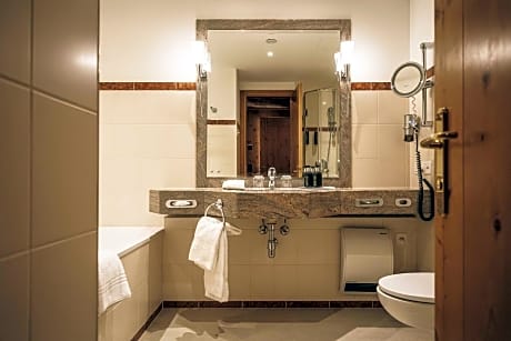 Superior Double Room (1 Double Bed)