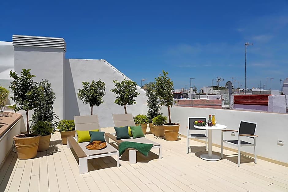 Plaza Mina Suites - Adults Recommended by Luxury Suites Cadiz