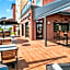 Cobblestone Hotel & Suites - Neenah
