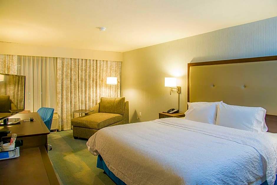 Hampton Inn By Hilton And Suites Jackson-Coliseum