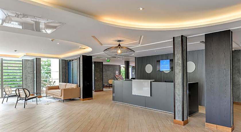 Zenitude Hotel la Valadiere, an Ascend Collection Hotel