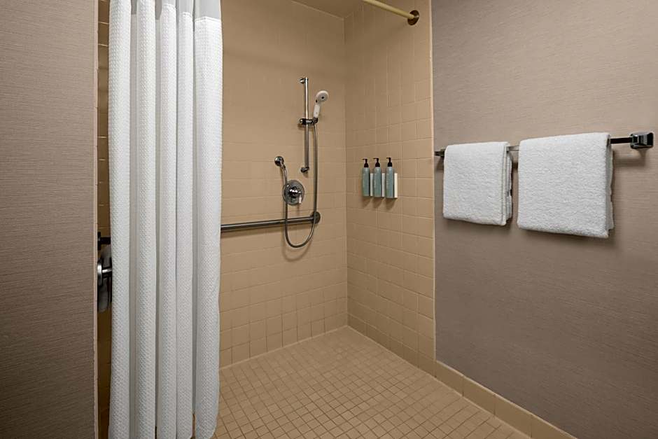 Courtyard by Marriott San Diego Central