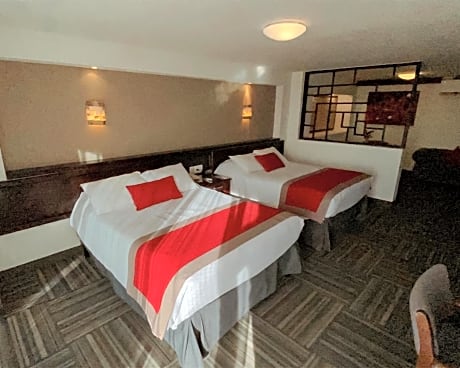 Standard Double Suite