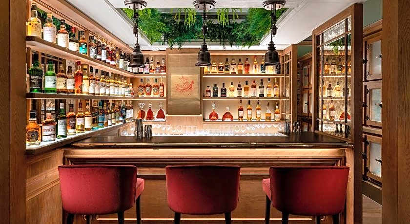 Mandarin Oriental Hong Kong