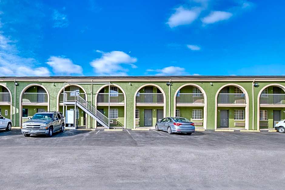 OYO Hotel Channelview I-10