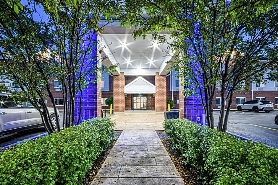 Holiday Inn Express Chicago Northwest-Vernon Hills By IHG