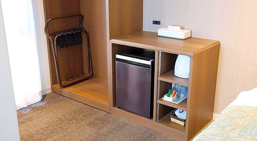 Ginza International Hotel