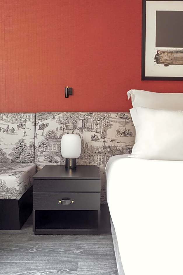 The Pavilions Madrid Hotel