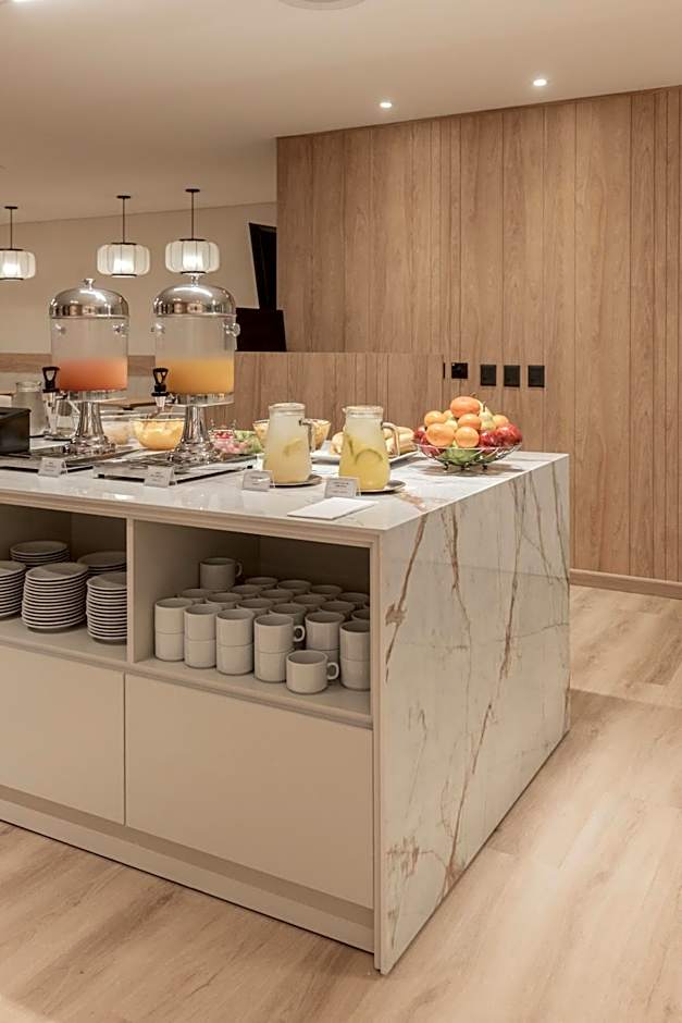 Hotel Solans Carlton