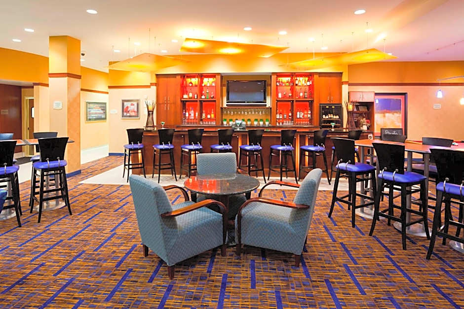 Courtyard by Marriott Minneapolis Maple Grove/Arbor Lakes