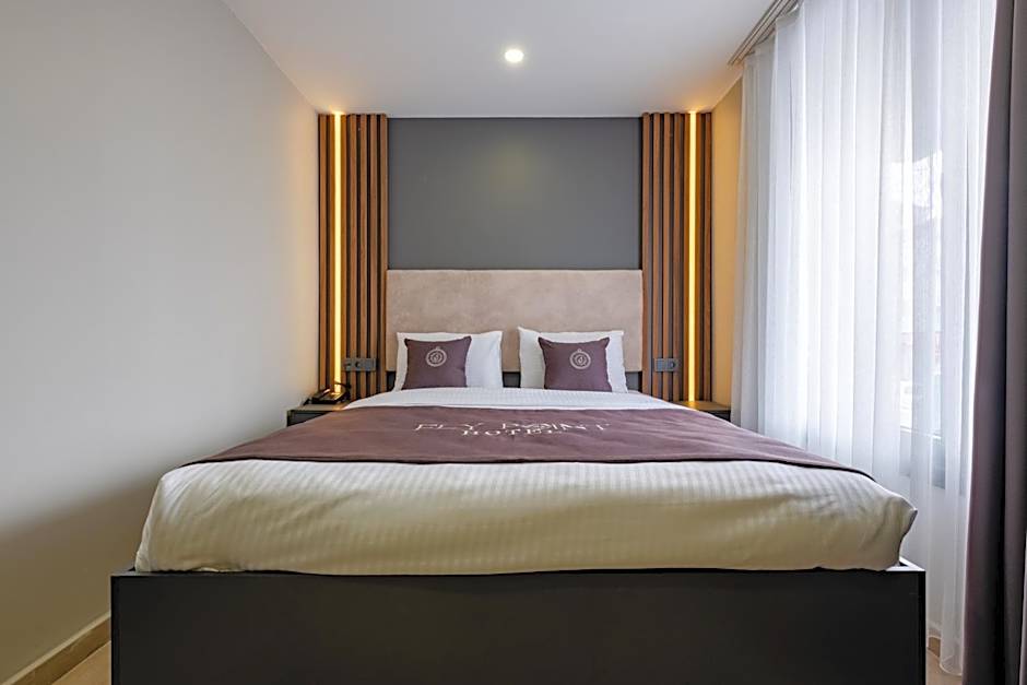 FLY POINT AIRPORT HOTEL