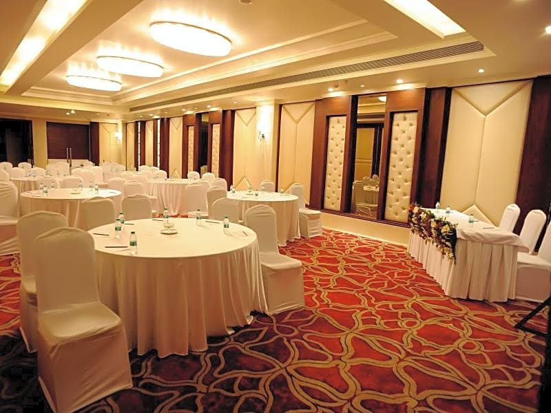 Sarovar Portico Jalandhar