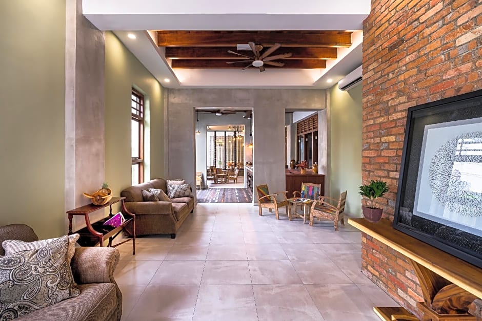 Treasures Hotel and Suites