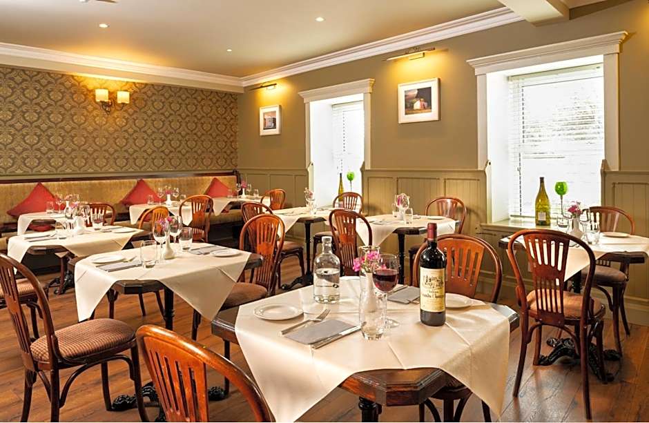 Hylands Burren Hotel