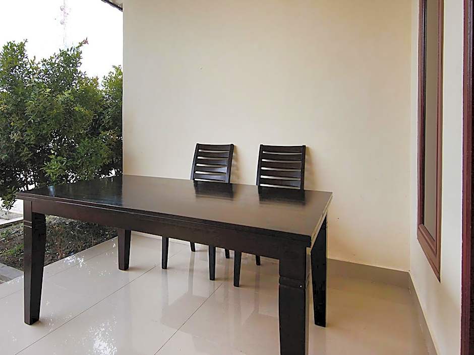 OYO 1694 Pariban Homestay