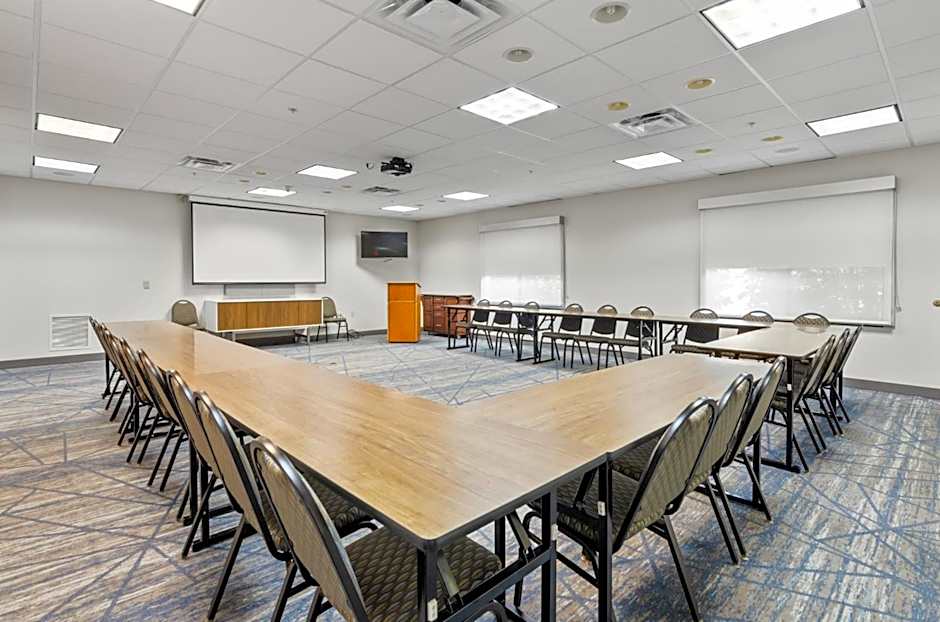 Holiday Inn Express Hotel & Suites Mount Airy By IHG