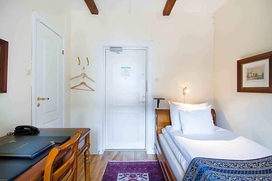 Mayfair Hotel Tunneln