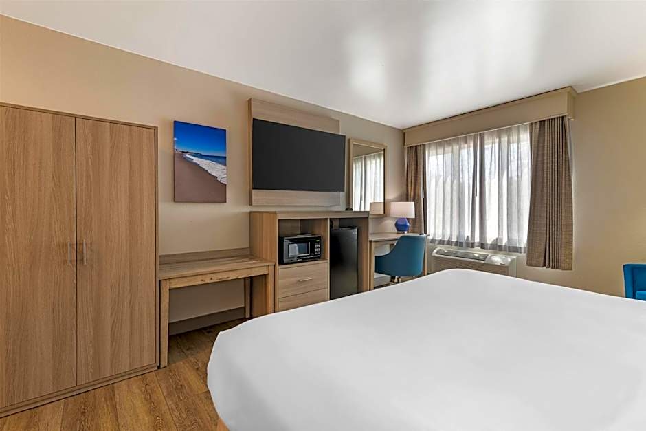 Best Western Plus The Inn At Hampton
