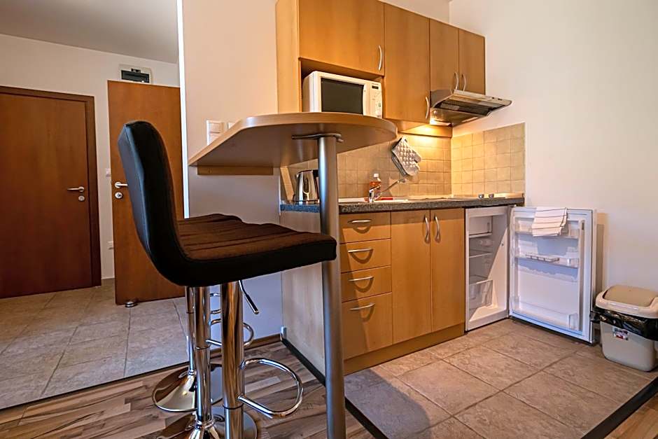 Fatrapark 2 Apartments House