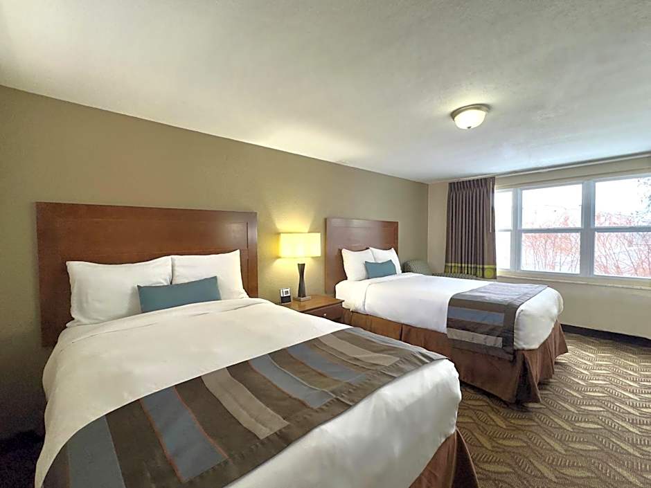 Super 8 by Wyndham Greensburg-Latrobe