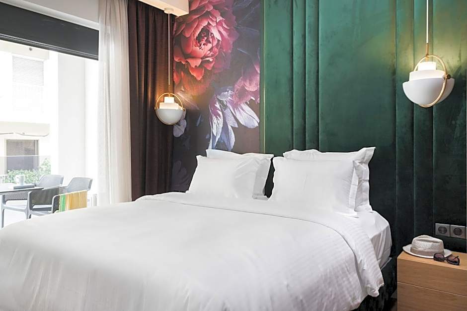 LUX&EASY Athens Downtown Apartments