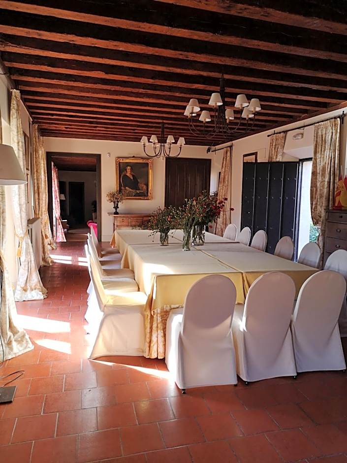 Hotel Caserío de Lobones