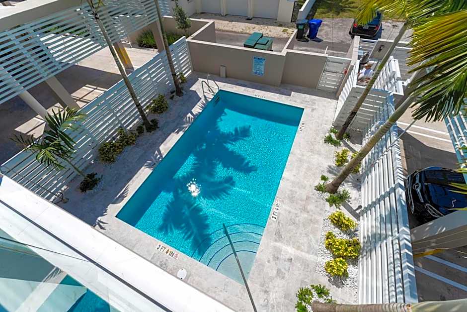 Lux 3BR City-View Retreat in Hollywood, 5th Floor
