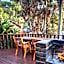 Under Milkwood Chalets