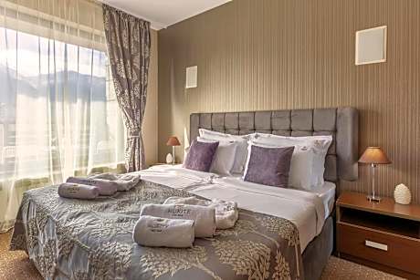 One-Bedroom Apartment (3 Adults) - Main Building