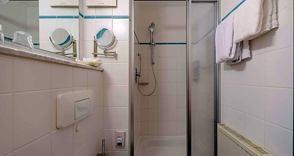 PLAZA Hotel Blankenburg Ditzingen, Sure Hotel Collection