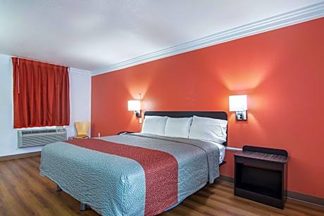 Motel 6-Marshall, TX