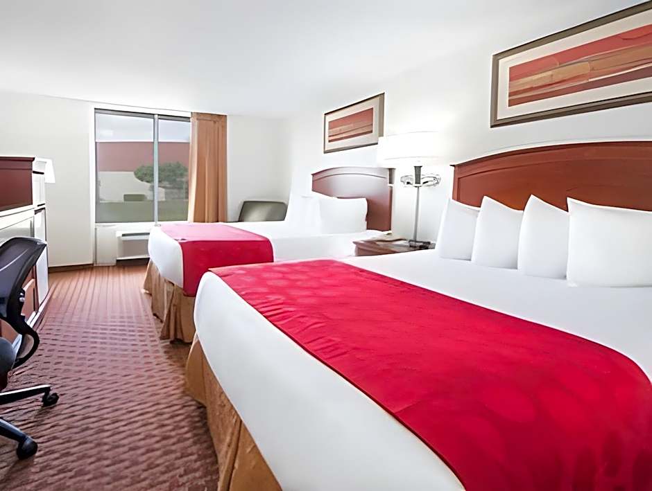 Ramada by Wyndham Enid