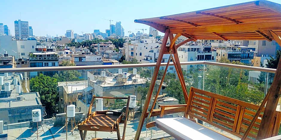 Dizengoff Penthouse Boutique Hostel