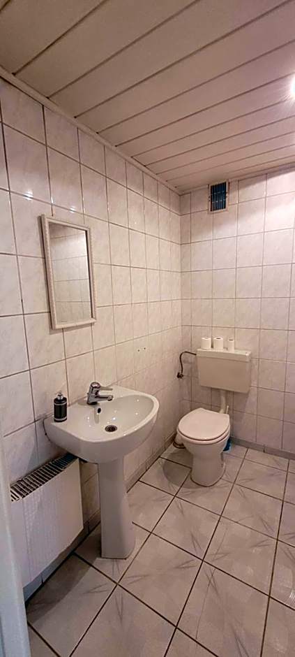 Dworek Pokoje Gościnne